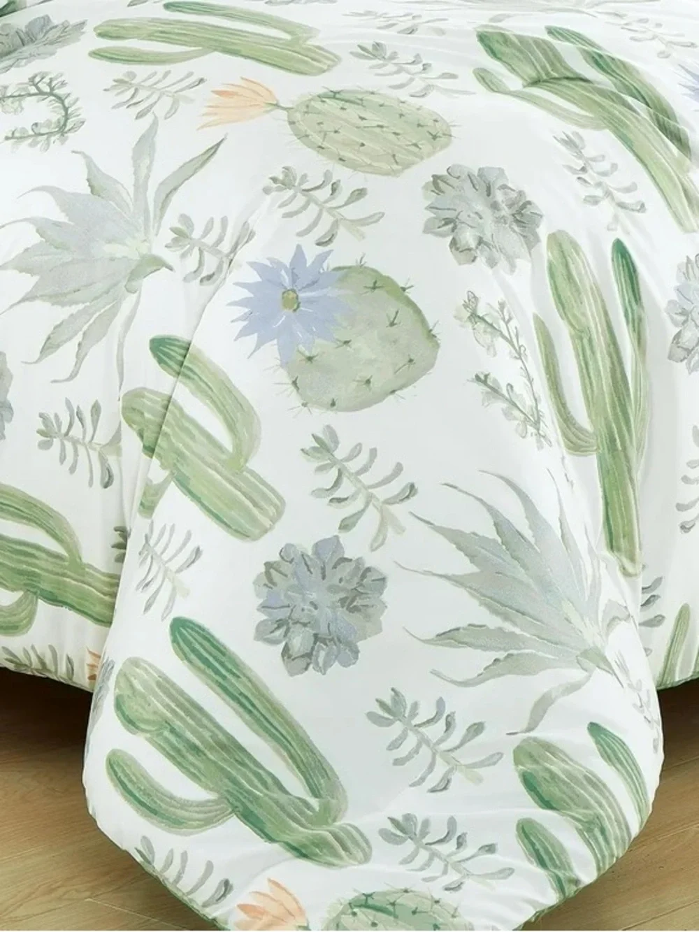Cactus Print Green Reversible California king 3 piece Comforter Set
